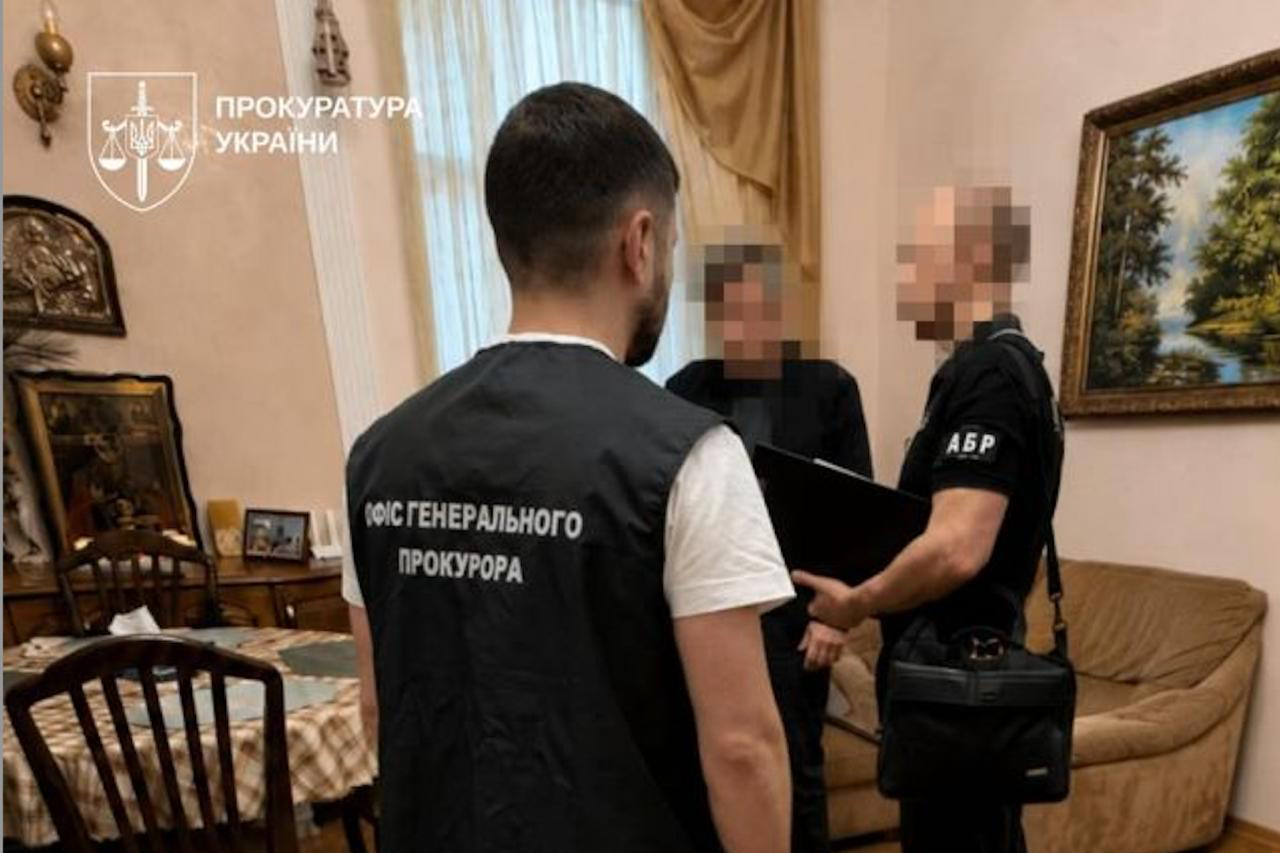 Схема на 1,84 млрд грн для Міноборони: підозру отримали львівські бізнесмени та експосадовець