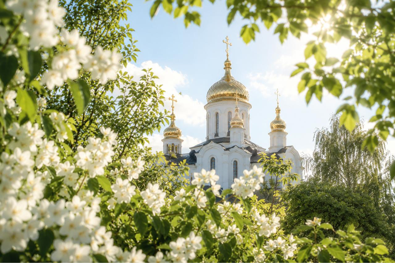 26 червня — яке церковне свято: навіщо цього дня кладуть суничне листя у ліву кишеню