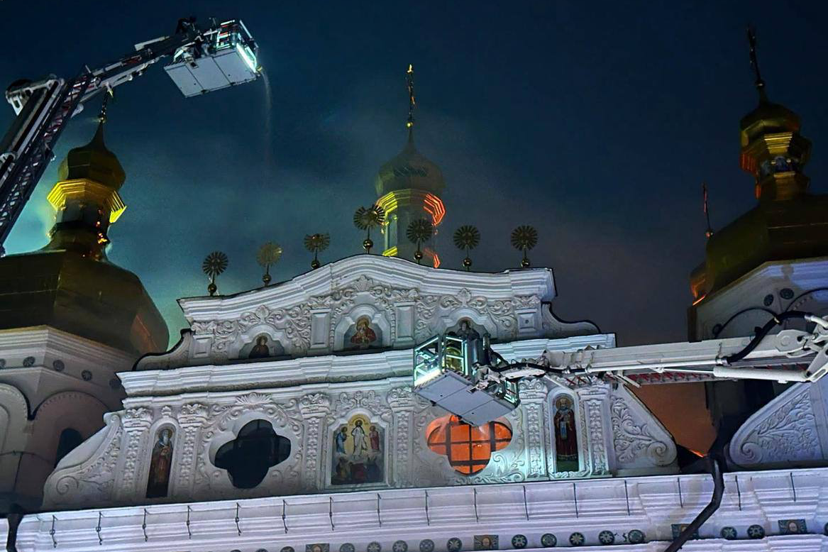 Росія масовано атакувала Київ: п’ятеро загиблих, пошкоджені Києво-Печерська лавра та кіностудія Довженка