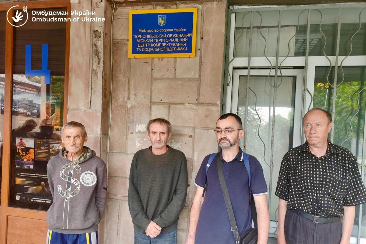 У Тернопільському ТЦК виявили людей з інвалідністю та п'яного наглядача
