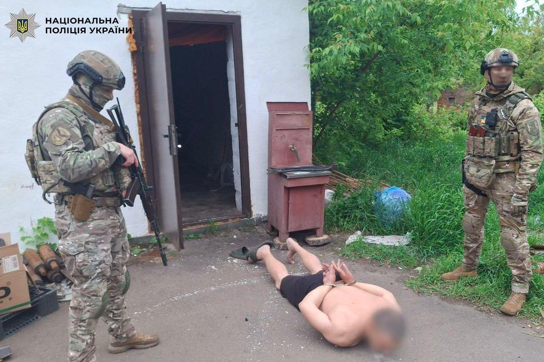 У Києві викрили угруповання, яке утримувало людей у трудовому рабстві. (ФОТО та ВІДЕО)