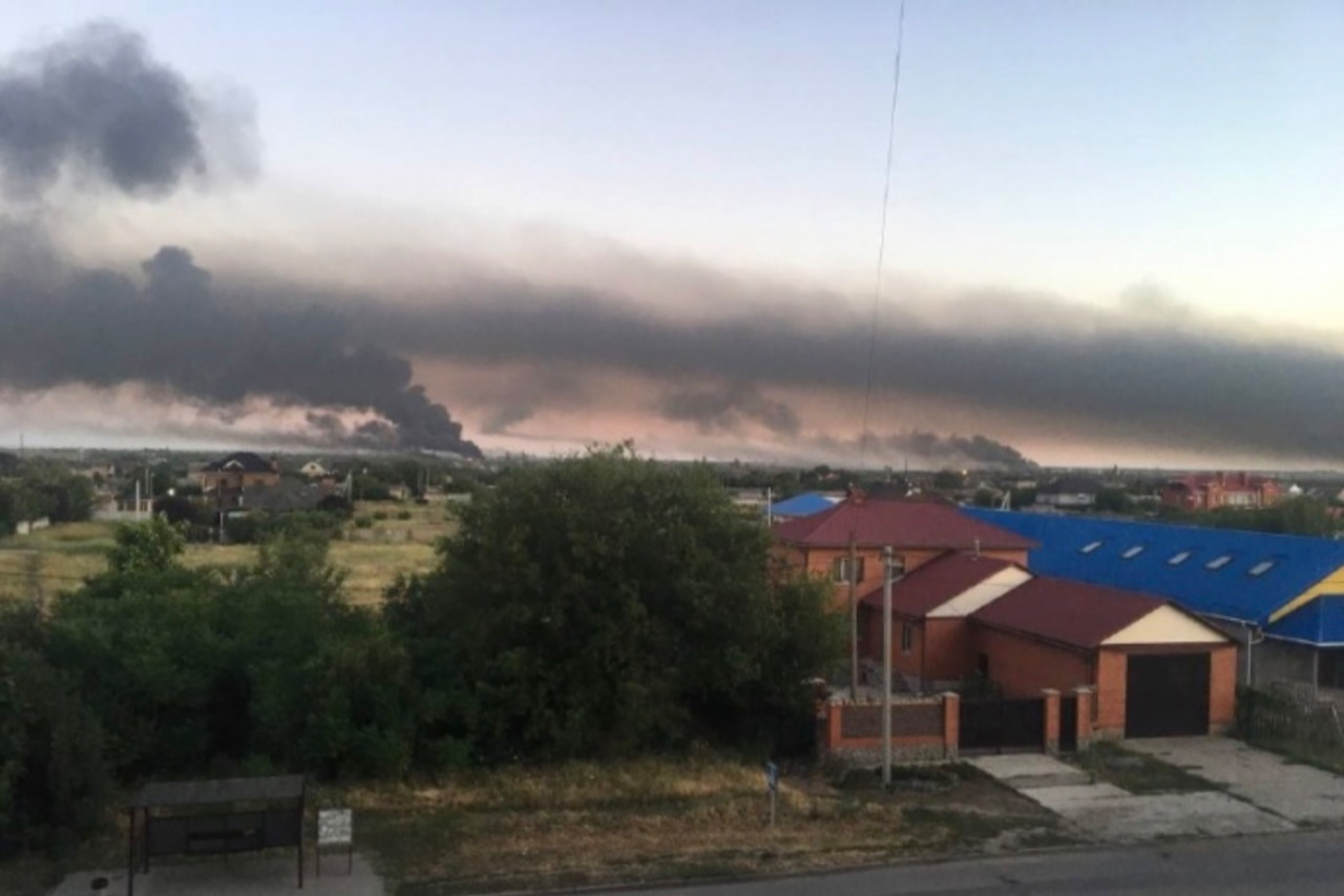 У Мелітополі вибухи на аеродромі, де базуються росіяни — ЗМІ