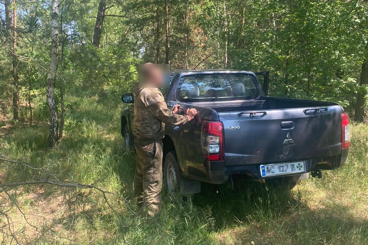 Білоруський прикордонник під обстрілами втік до України, щоб воювати проти рф