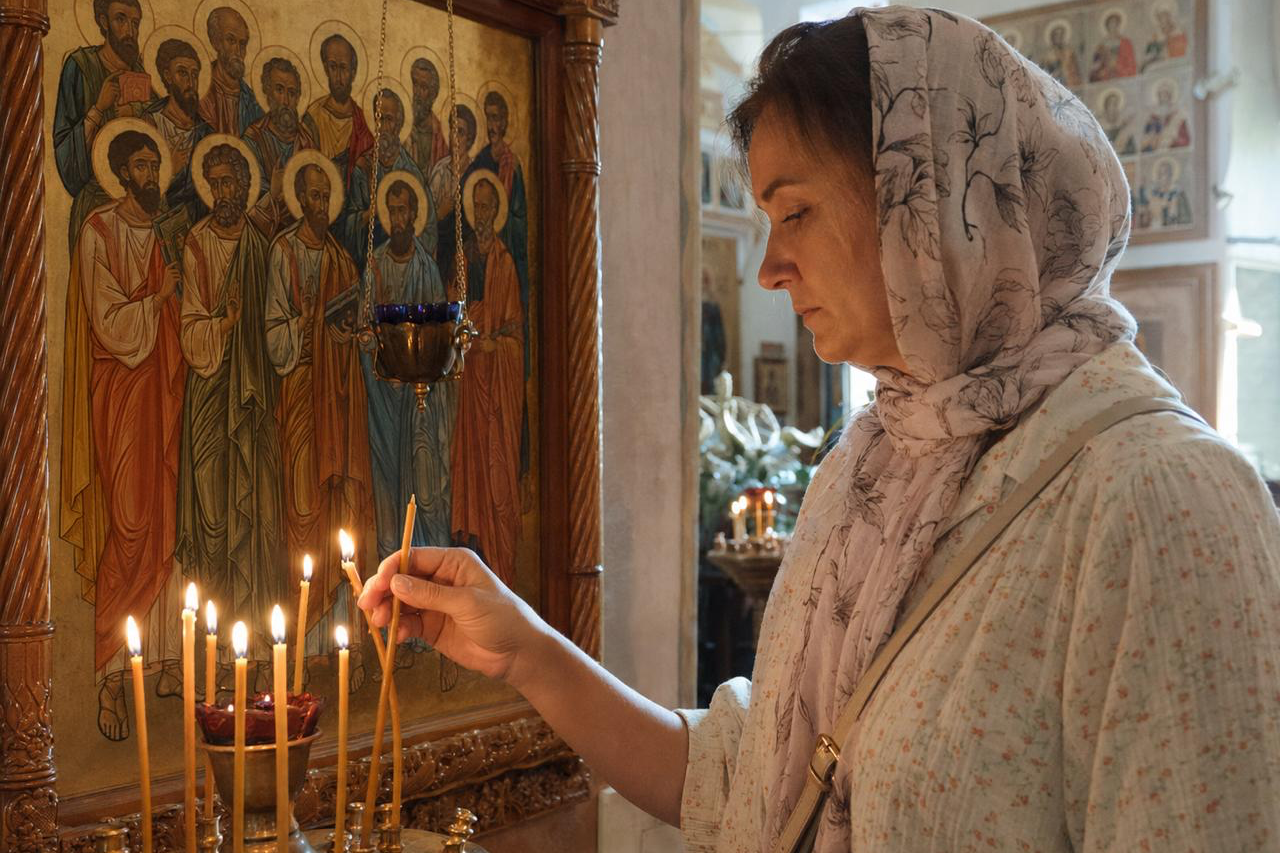 28 липня: церковне свято сьогодні — кого вшановують і чи треба їсти грушу на щастя