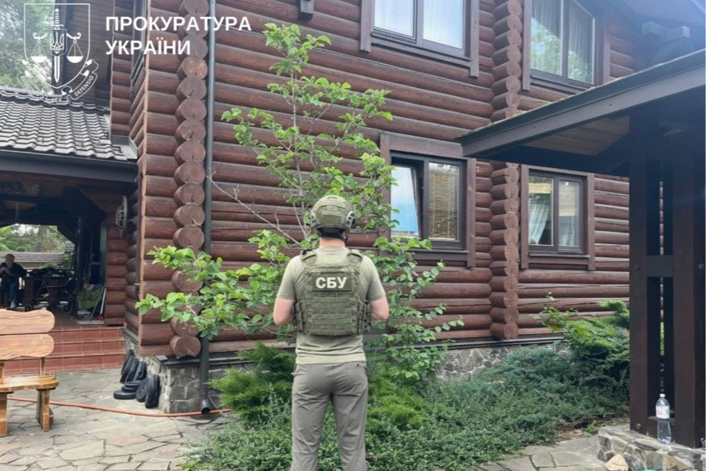 129 млн грн на ремонті електромереж і захисті від блекаутів: правоохоронці викрили схему на енерготендерах