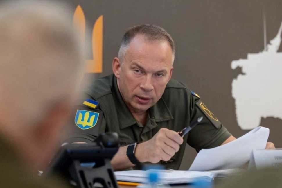 Зеленський звільнив Сирського з посади головнокомандувача ЗСУ - Стерненко