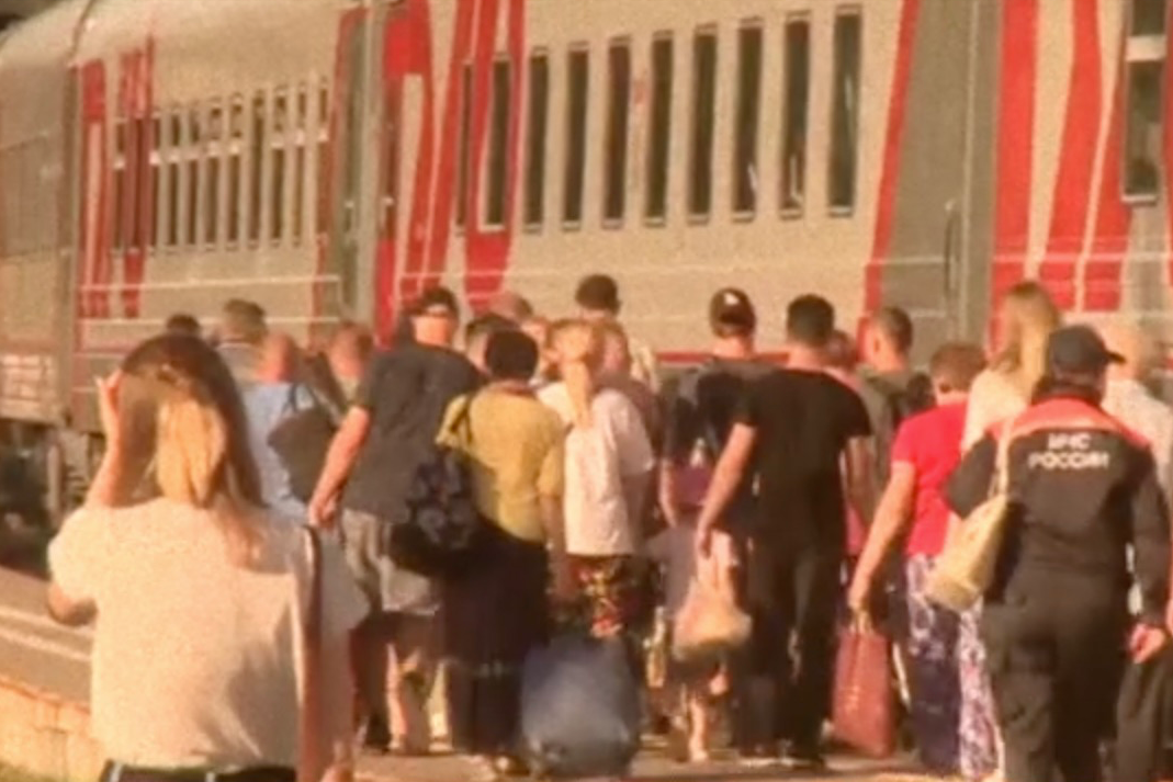 Зворотня депортація: з росії людей повертають до Маріуполя