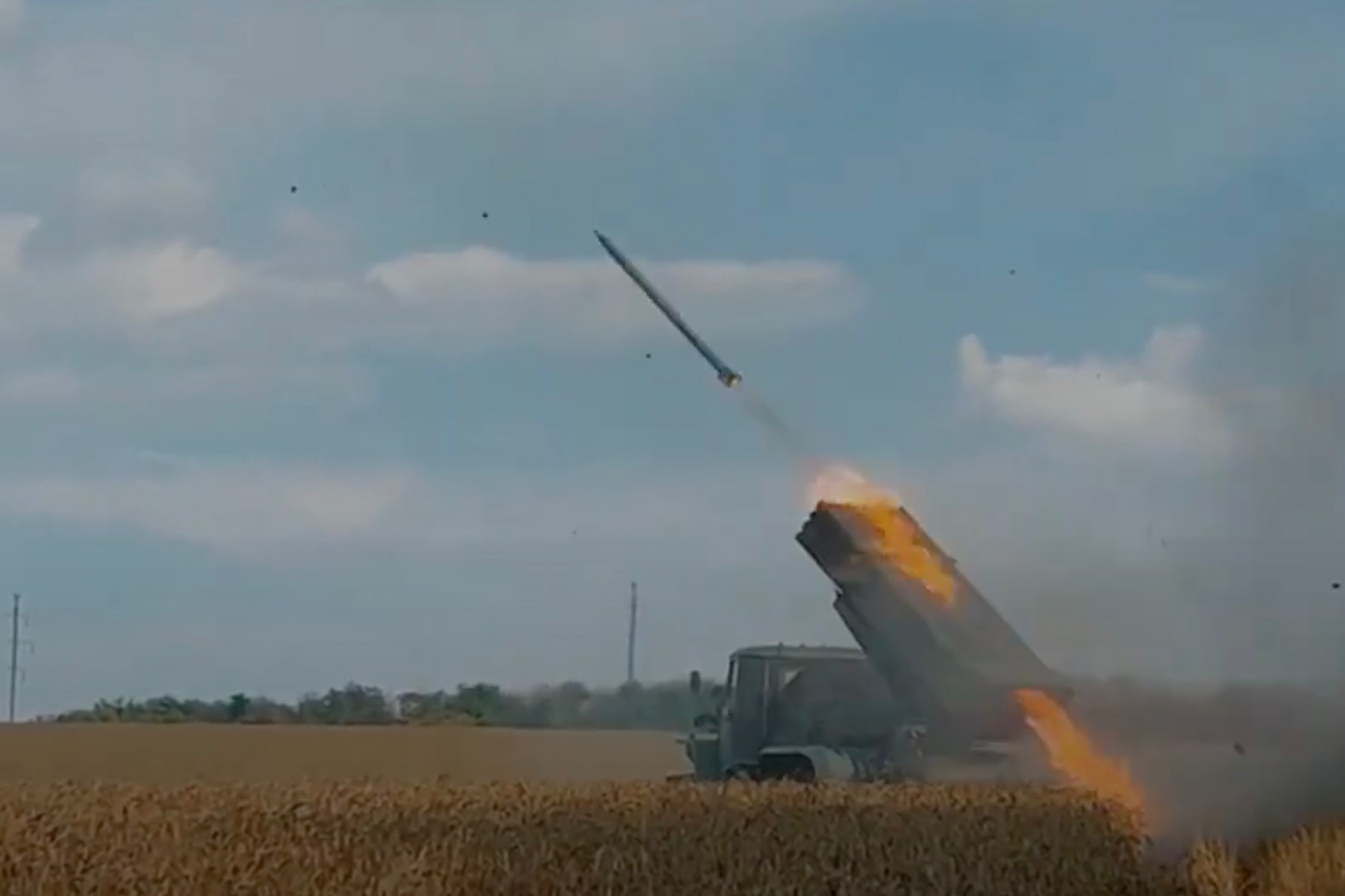 Бійці 58-ї бригади показали, як їхні артилеристи нищать загарбників (відео)
