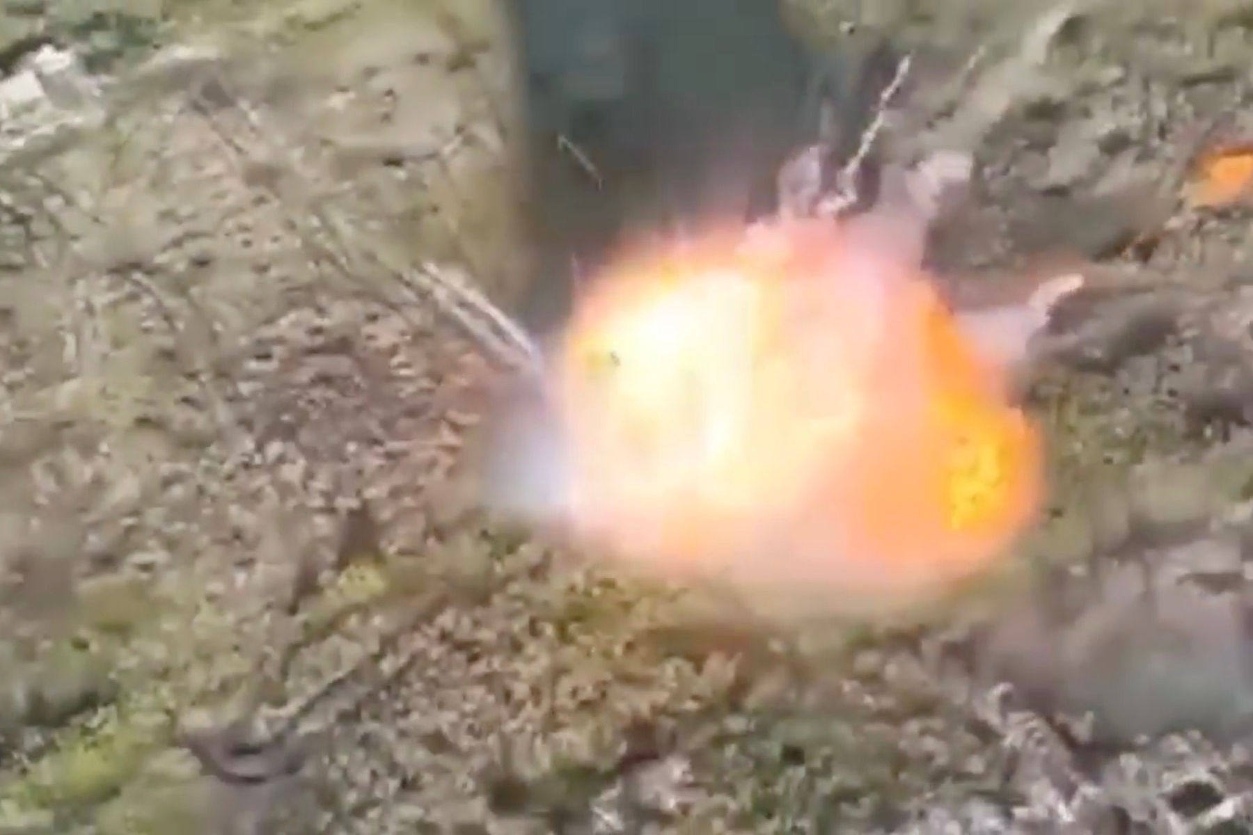 Січеславські десантники показали знищення чергового ворожого танку (відео)