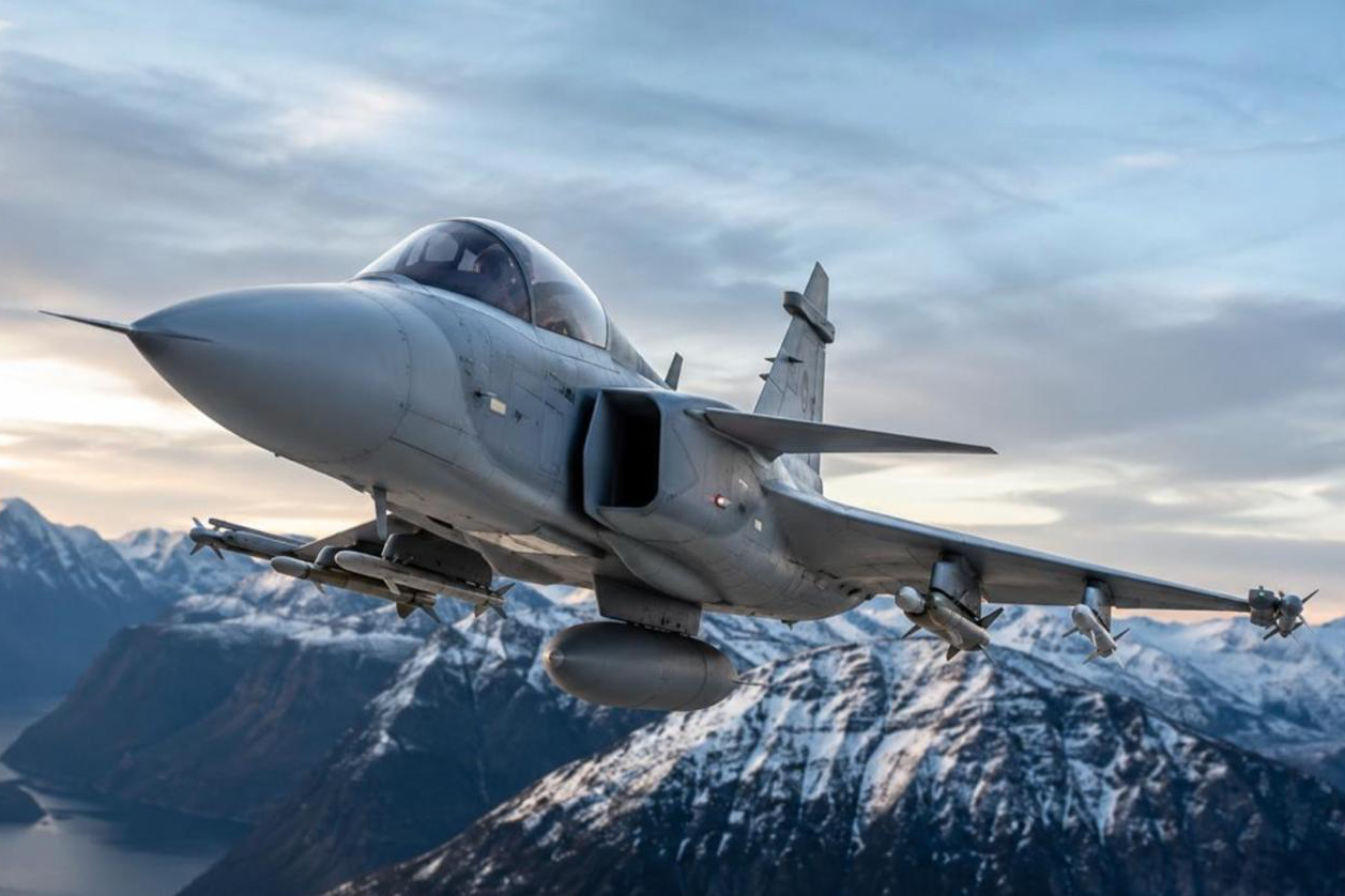 Винищувач Gripen розбився в Угорщині: як аварія вплинула на акції Saab