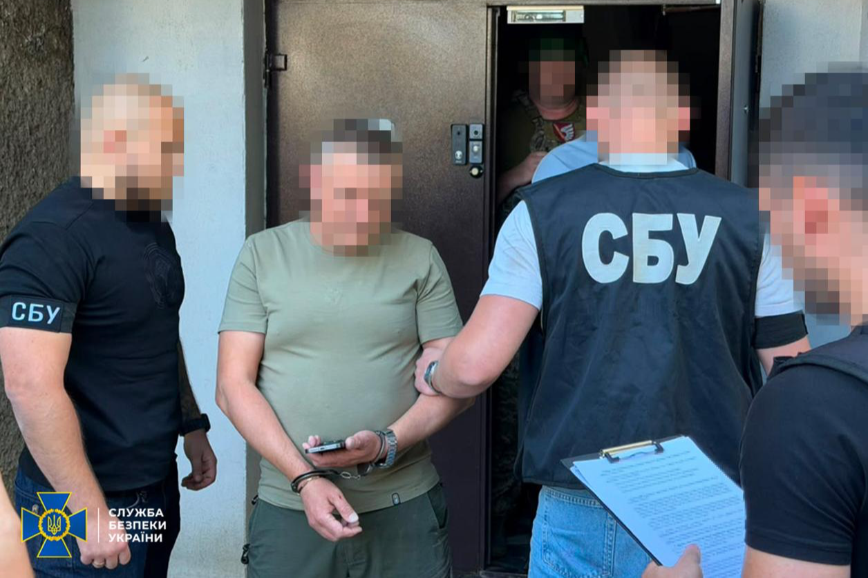 Начальника Миколаївського ТЦК затримали під час передавання хабаря