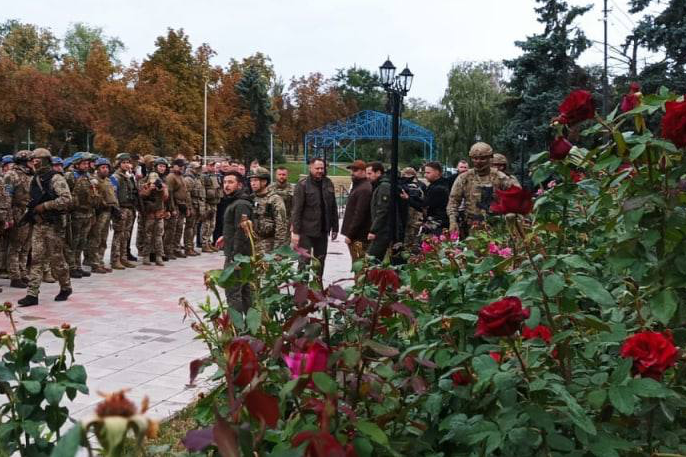 Президент Зеленський прибув у звільнений Ізюм (фото, доповнено)