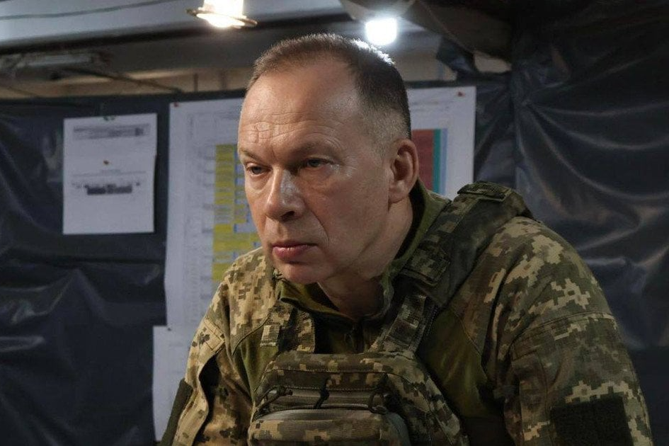 Олександр Сирський звільнив командувачів двох корпусів — УП