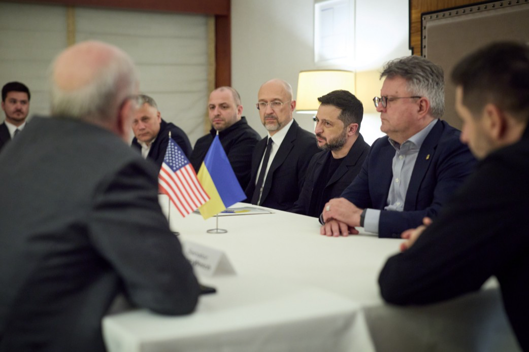 «Patriot зараз замінити неможливо»: Зеленський назвав сенаторам ключову потребу України