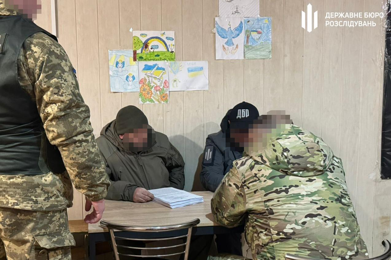 Бухгалтери в тилу отримували по 100 тис. грн «бойових»: судитимуть 11 військових