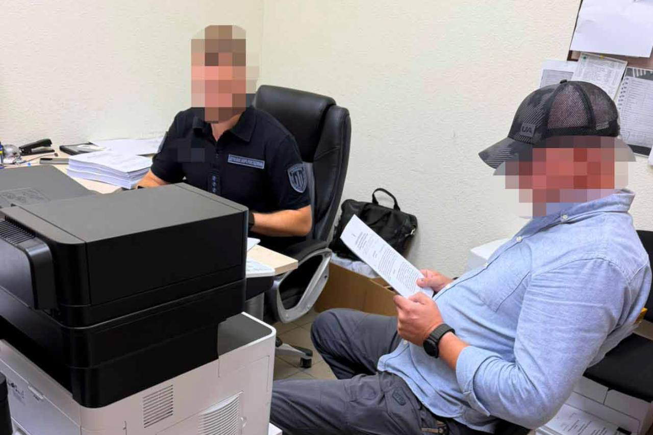 Майже 2,4 млн грн «бойових» без підтвердження: на Донеччині начальнику штабу оголосили підозру