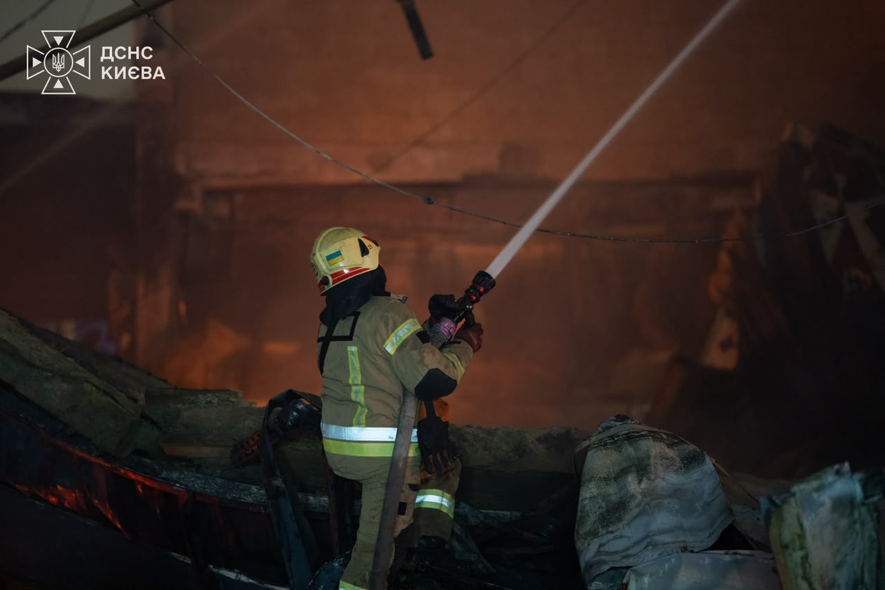 Основний удар — по Києву: росія застосувала ракети та 210 дронів під час нічної атаки
