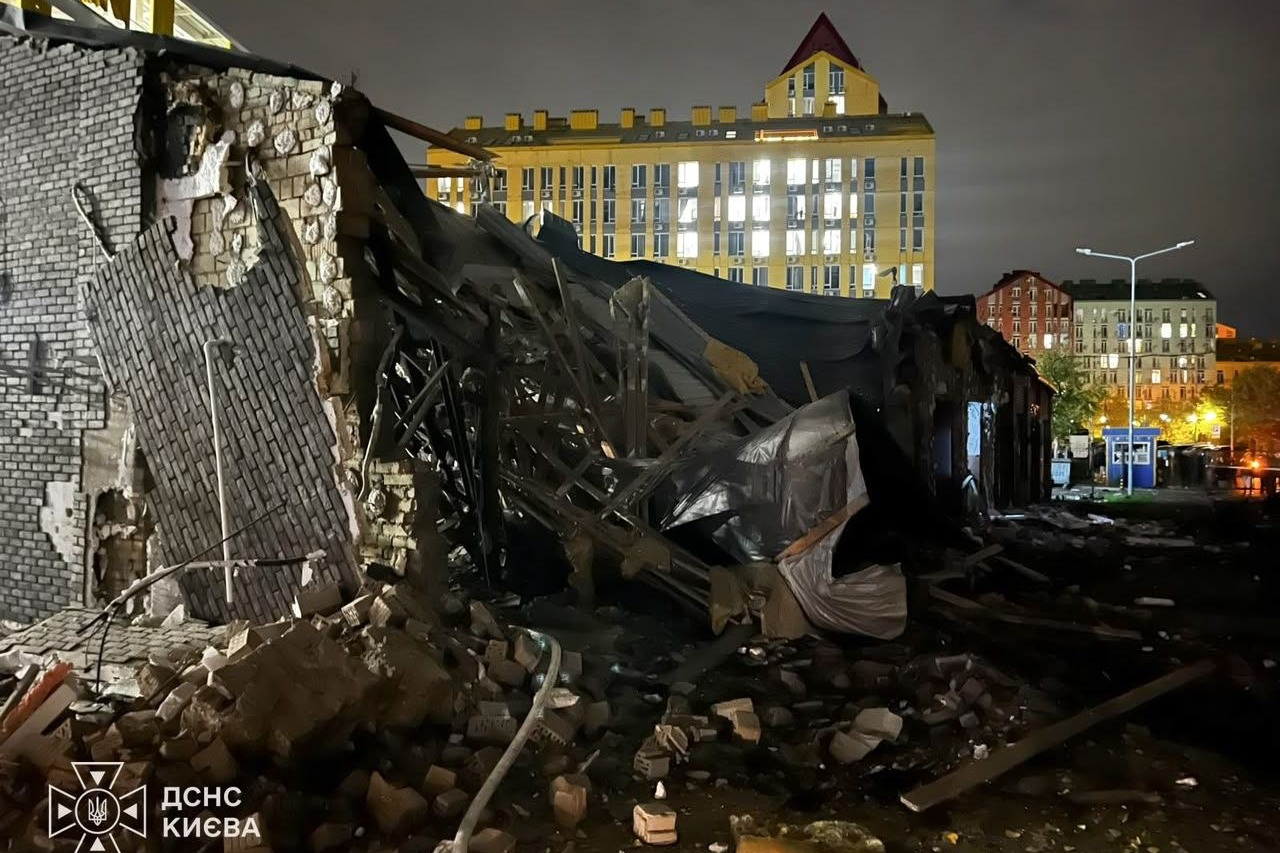 Балістика та 113 дронів: росія атакувала Україну — у Києві загиблий, у Дніпрі перебої зі світлом