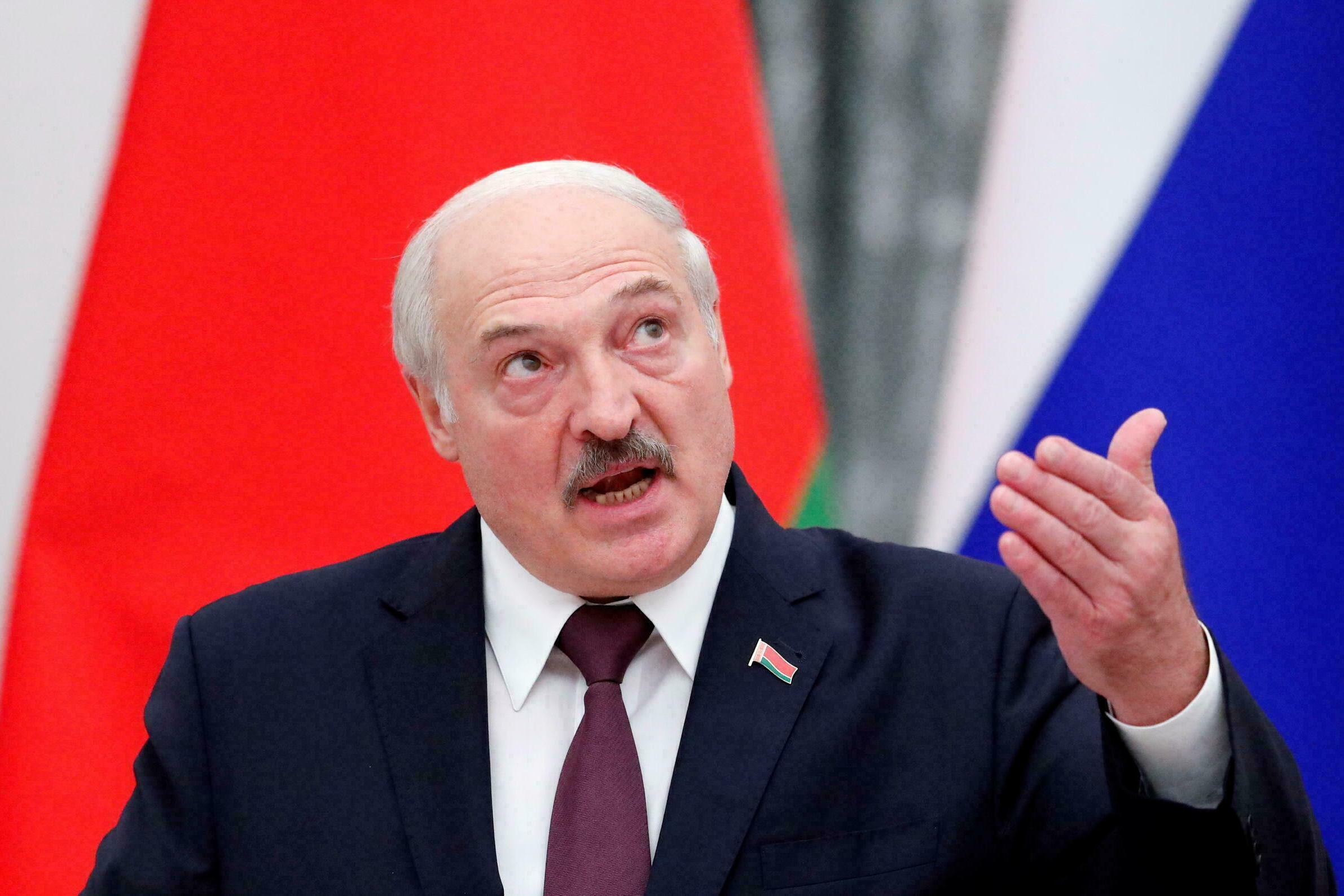 Лукашенко натякнув, яку сторону підтримає у разі вторгнення РФ в Україну 