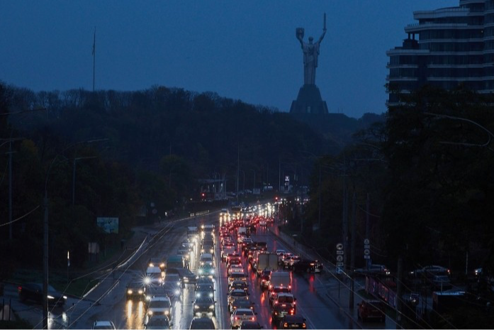 У Києві 55% абонентів без світла через аварійні відключення — КМВА