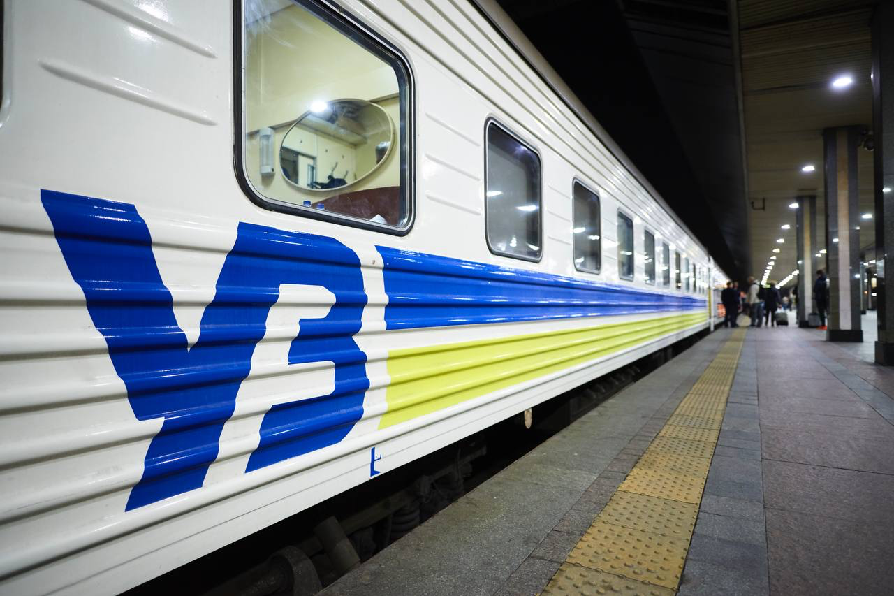 «Укрзалізниця» відновила рух пасажирських поїздів до Миколаєва
