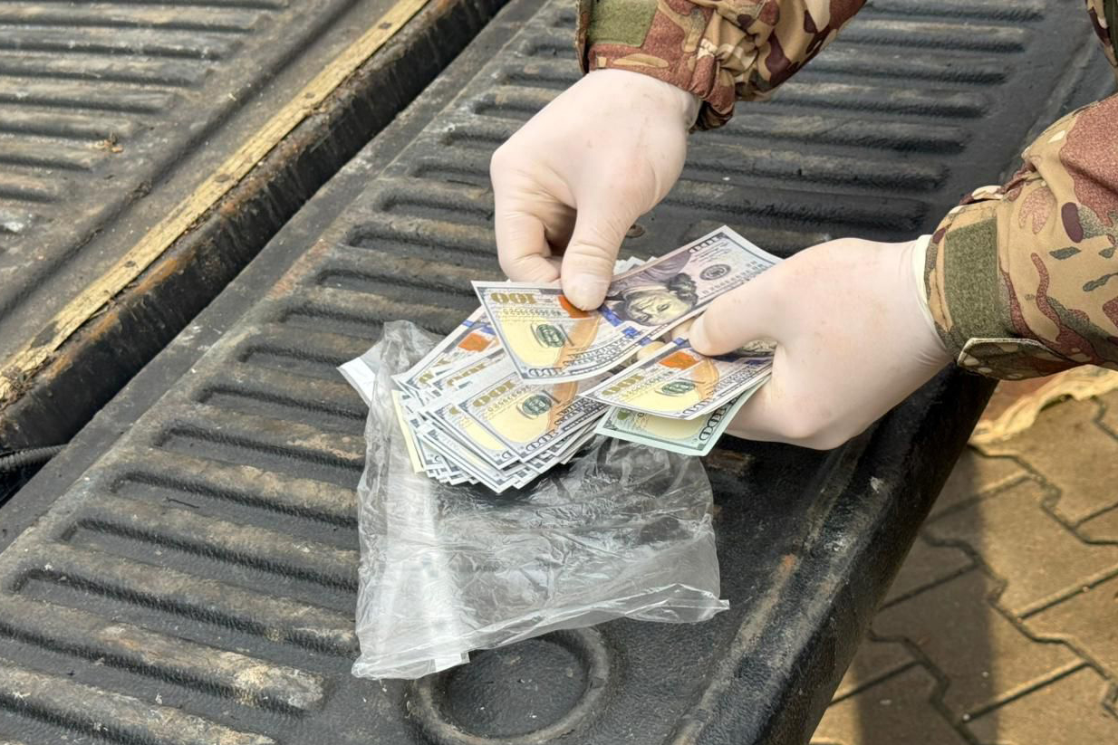 На Сумщині колишній начальник ТЦК за гроші вивозив військових із частин (фото, відео)