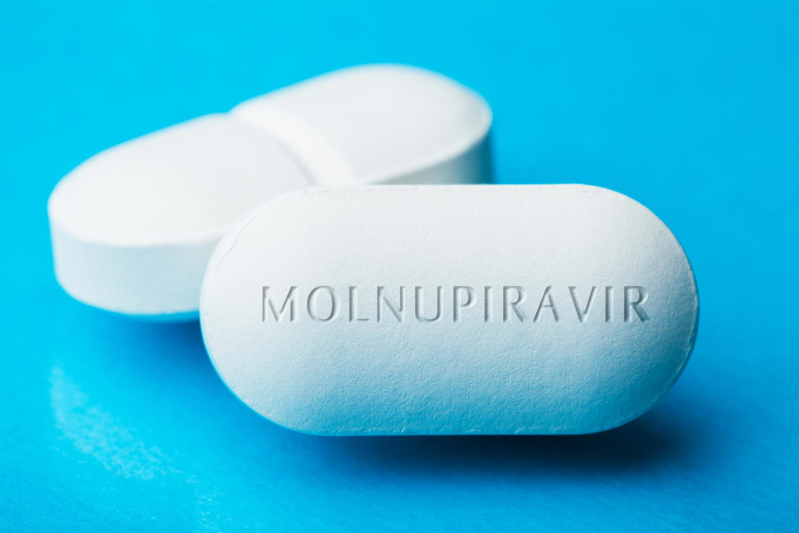 МОЗ підписало угоду про закупівлю ліків «Молнупіравір» від коронавірусу 