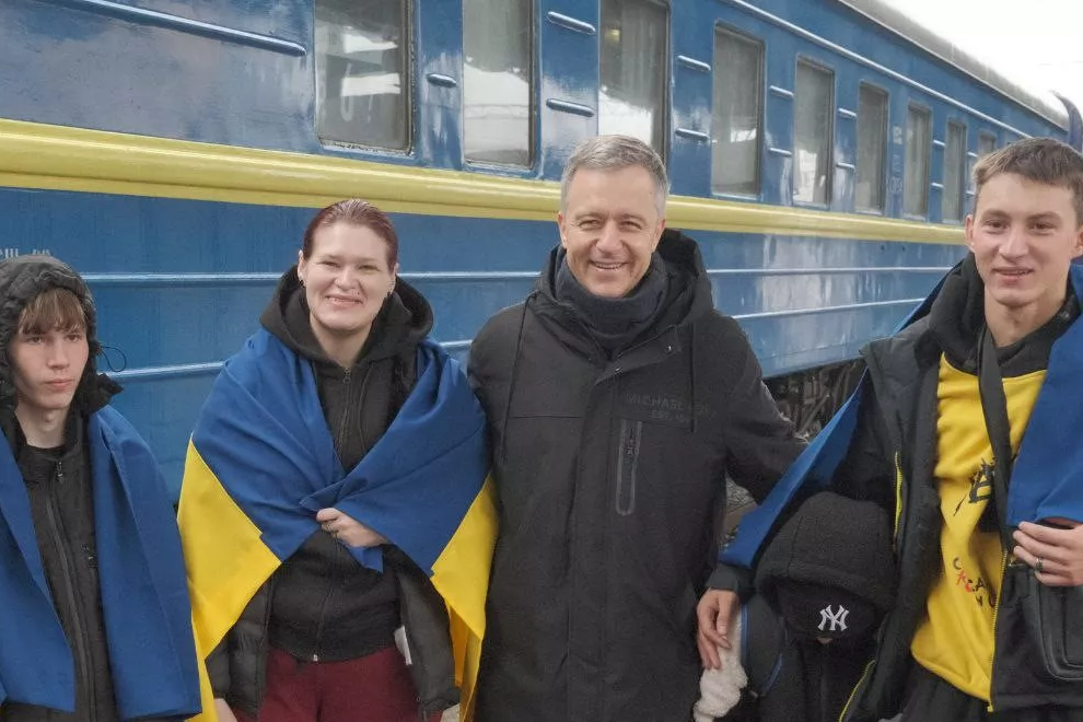 Україна повернула з окупованих територій ще трьох дітей