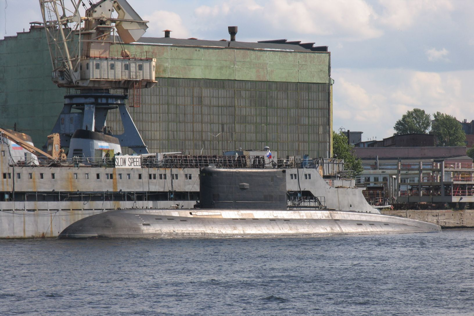 Українські дрони Sub Sea Baby вперше підірвали російський підводний човен (відео)